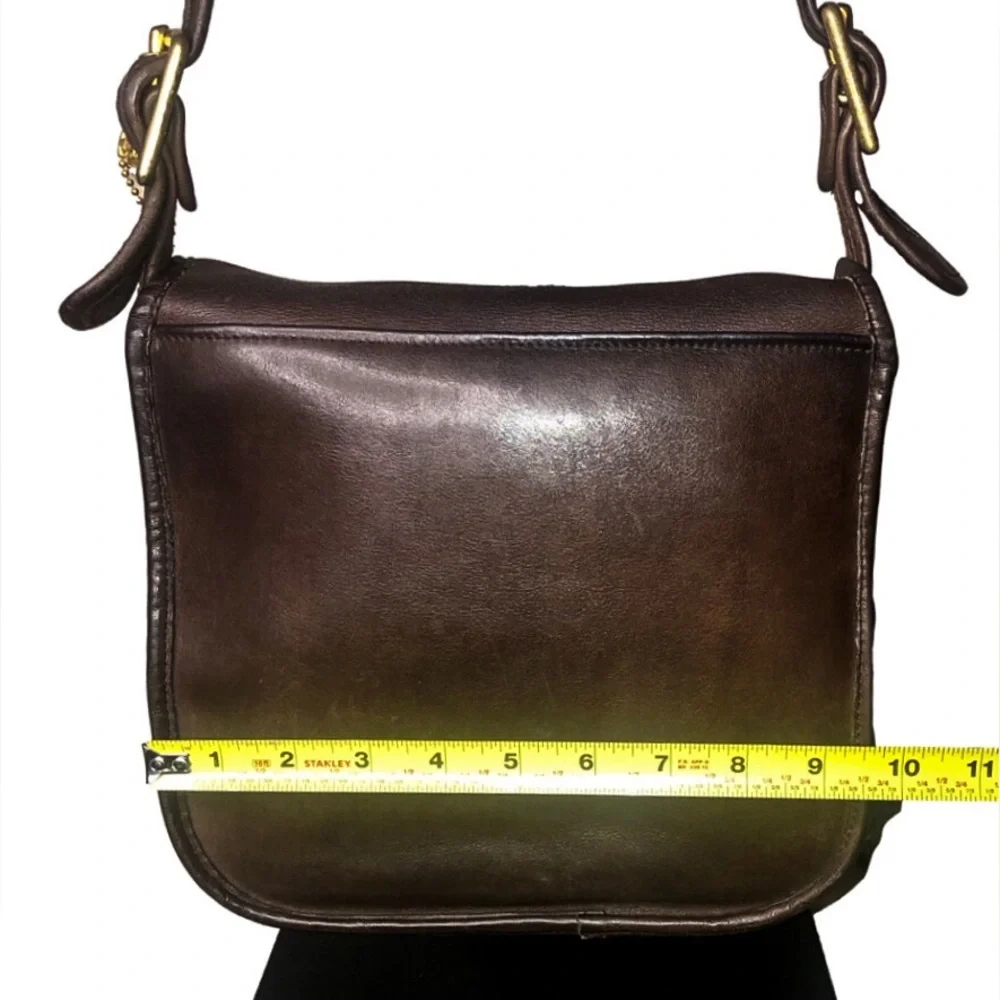 Vintage COACH Mahogany Brown Glove Tanned Leather Courier Saddle Bag EUC NYC